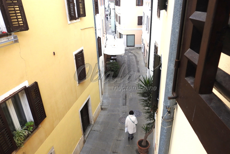 Realestate Izola, center, le 50 m od morja - galerija 26